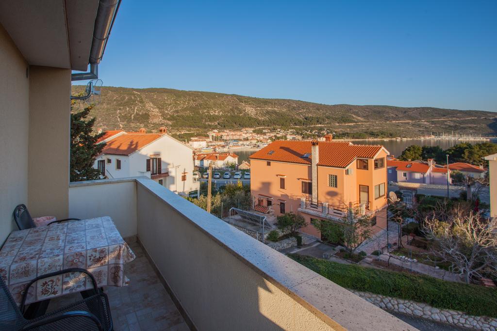 Apartments Tatjana Cres Bagian luar foto